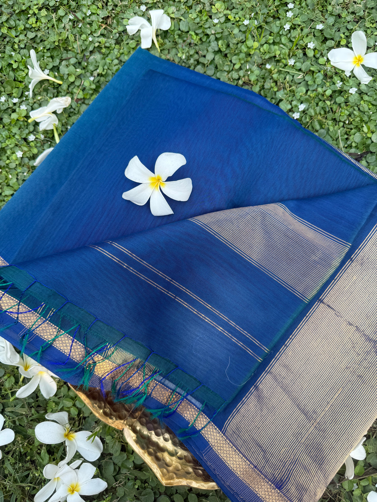 Peacock Blue Maheshwari Silk Handloom Saree with Gold Zari Border