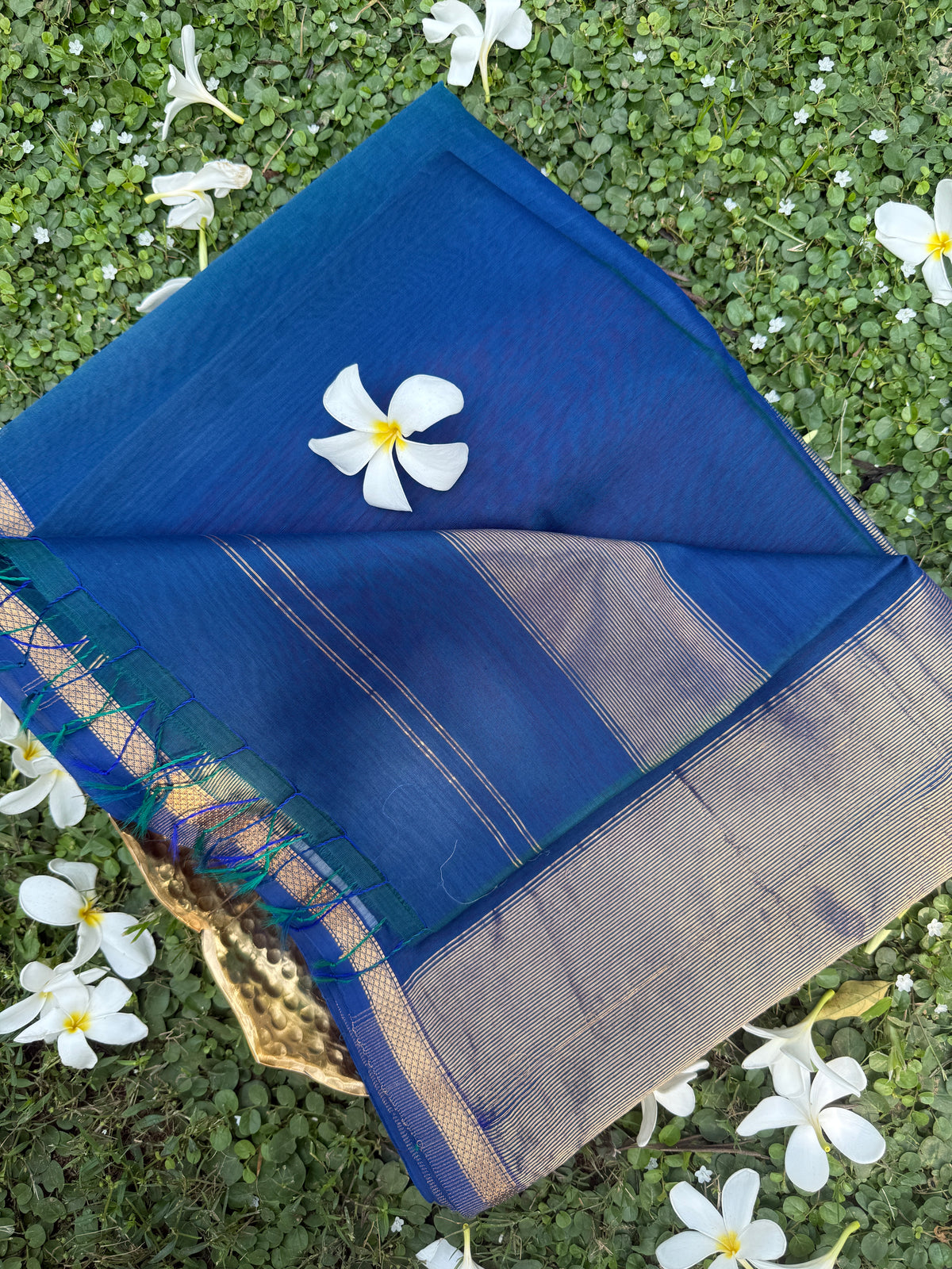 Peacock Blue Maheshwari Silk Handloom Saree with Gold Zari Border