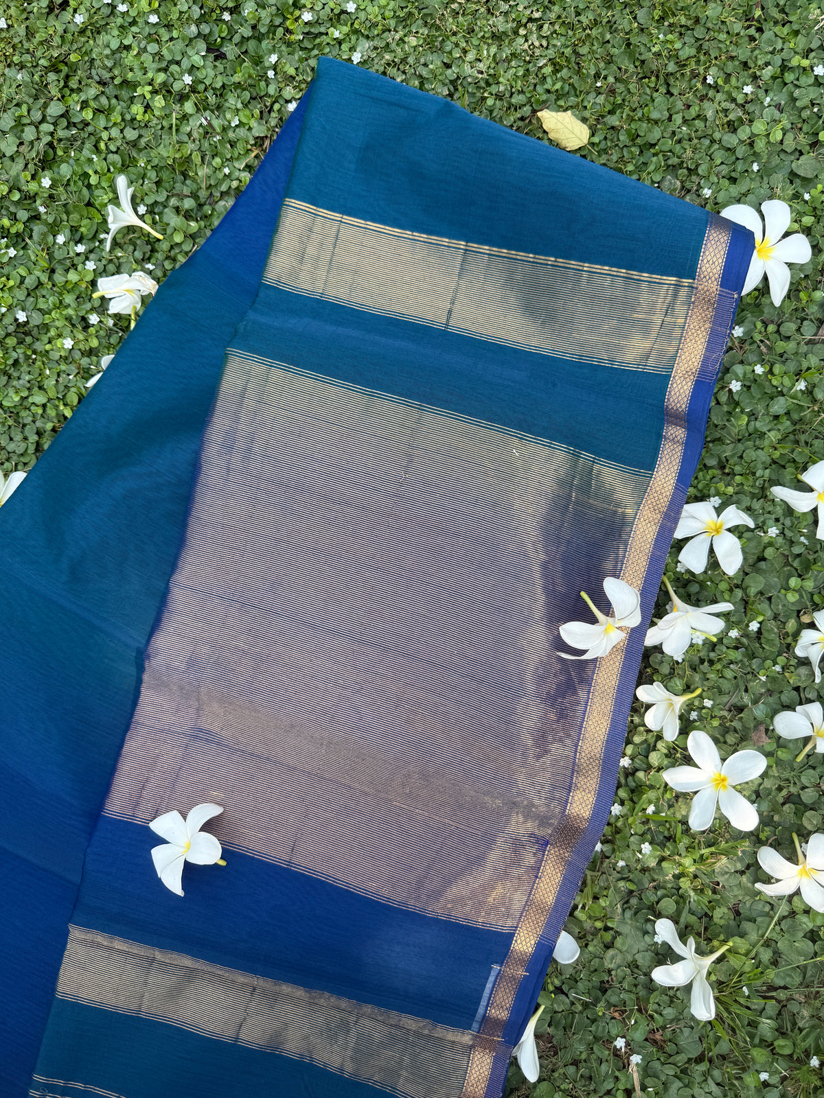 Peacock Blue Maheshwari Silk Handloom Saree with Gold Zari Border