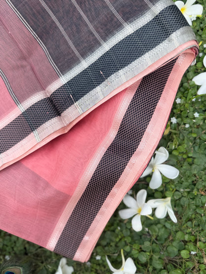 Dusty Pink and Charcoal Grey Maheshwari Silk Handloom Saree