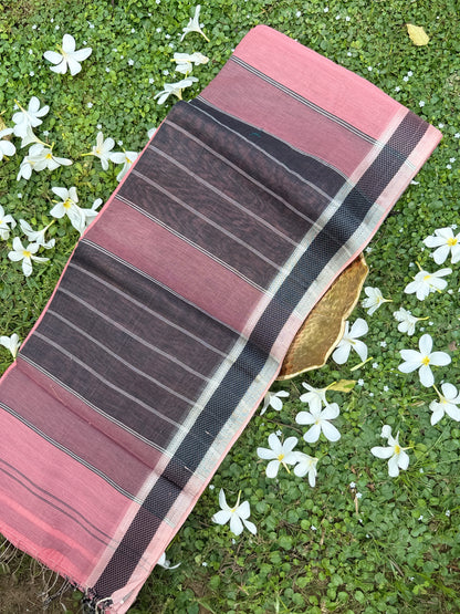 Dusty Pink and Charcoal Grey Maheshwari Silk Handloom Saree